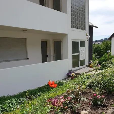 Günninghauser Straße 6 - 4 *